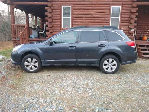 2012 Subaru Outback Premium AWD Current Emissions. No Issues - cars... for sale in Norwich, CT