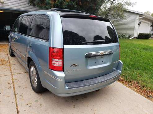 Chrysler Town & County Minivan for sale in Madison, WI