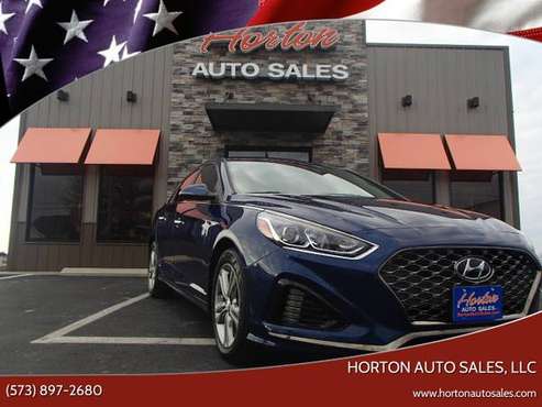 2018 Hyundai Sonata SEL only 19, 000 miles - - by for sale in Linn, MO