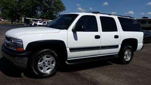 04 CHEVY SUBURBAN LT 4WD - 3RD ROW, LEATHER, SHARP & CLEAN, RUNS GREAT for sale in Miamisburg, OH