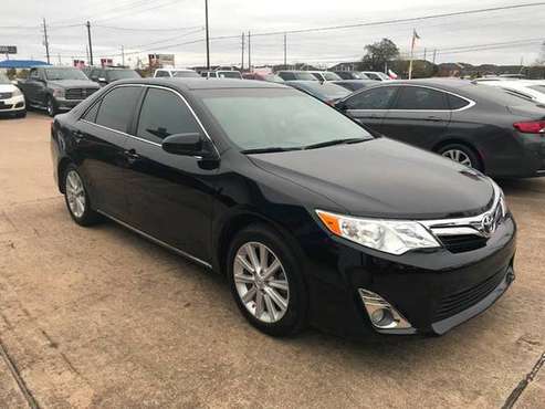 2014 toyota camry xle . . . . IN HOUSE FINANCE - cars & trucks - by... for sale in Houston, TX