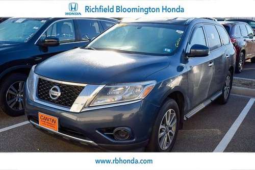 2014 *Nissan* *Pathfinder* *4WD 4dr SV* Arctic Blue - cars & trucks... for sale in Richfield, MN