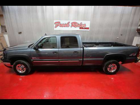 2006 Chevrolet Chevy Silverado 2500 LS Crew Cab 4WD - GET APPROVED!! for sale in Evans, CO