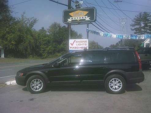 2004 VOLVO XC 70 - cars & trucks - by dealer - vehicle automotive sale for sale in east greenbush, NY