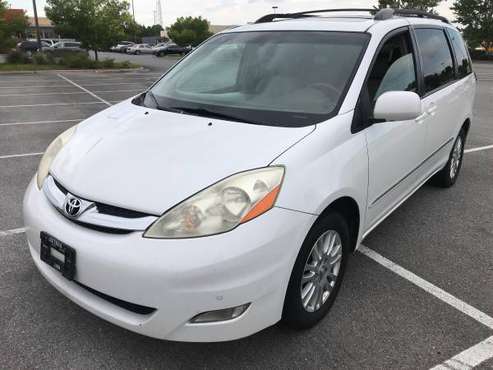 2008 Toyota Sienna XLE Limited AWD. Clean title. for sale in Savannah, GA