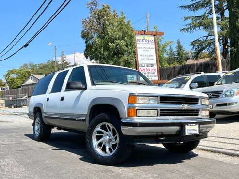1999 Chevy Suburban 4x4 - Free Warranty Included! for sale in Auburn , CA