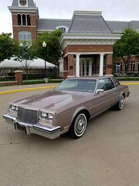 1984 Buick Riviera Low 36, 582 original miles Exc Condition - cars & for sale in Morgantown , WV