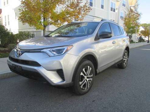 2016 TOYOTA RAV4 LE 18400 MILES CLEAN CARFAX 1 OWNER NO ACCIDENT AWD for sale in Brighton, MA