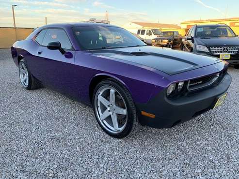 2009 DODGE CHALLENGER SE Clean title/Carfax for sale in El Paso, TX