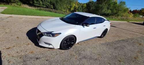 2016 NISSAN MAXIMA SR - cars & trucks - by owner - vehicle... for sale in Lansing, MI