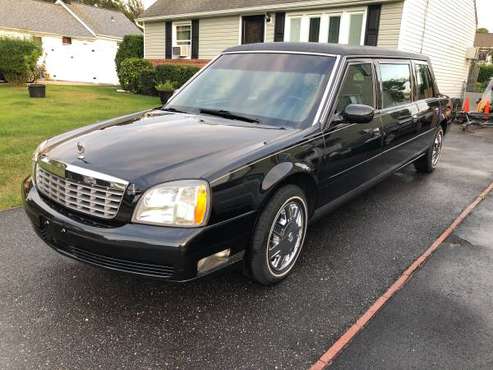 2004 CADILLAC DEVILLE S & S PRESIDENTIAL 6 Dr FUNERAL LIMO ONLY 41k for sale in North Bellmore, NY