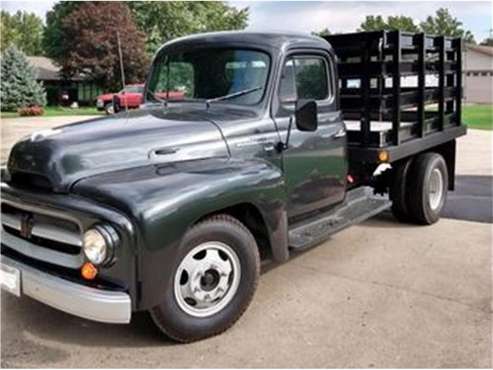 1954 International R130 for sale in Belvidere, IL