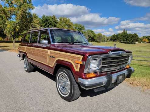 1991 Jeep Grand Wagoneer Final Edition for sale in Saint Louis, MO