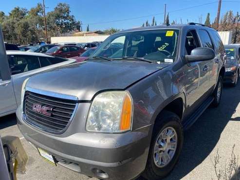 2007 GMC Yukon SLE - cars & trucks - by dealer - vehicle automotive... for sale in North Hollywood, CA