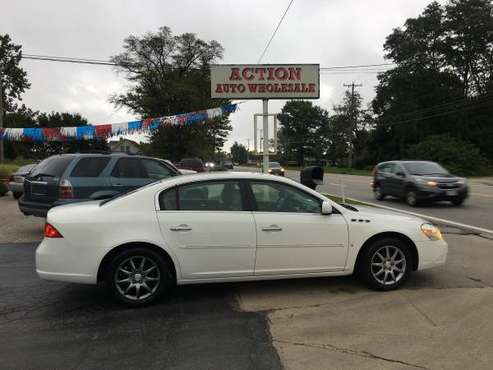 2007 Buick Lucerne CXL Leather Super Clean NO RUST HERE! - cars & for sale in Painesville , OH