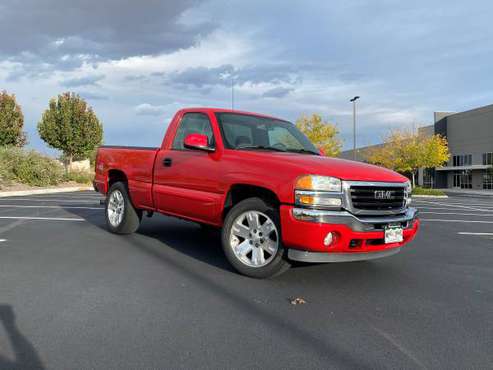 2004 GMC Sierra 1500 4x4 regular cab short bed low miles pristine -... for sale in Louisville, CO