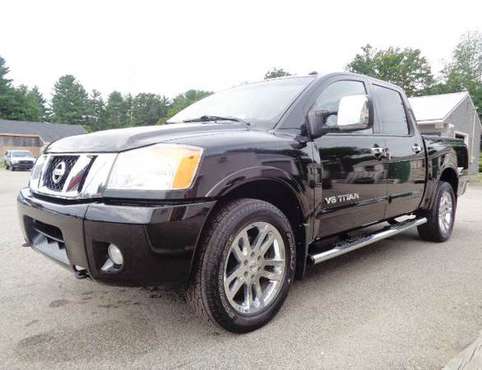 2012 Nissan Titan SL Crew Cab 4x4 Leather Roof Chrome 1-Owner Clean for sale in Hampton Falls, ME