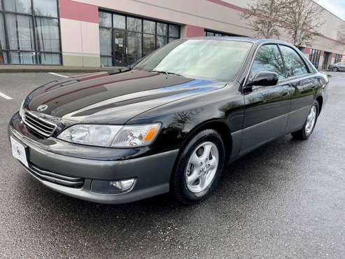 2000 LEXUS ES 300 Luxury Edition 1 Owner! Show Room, only 104K for sale in Portland, OR