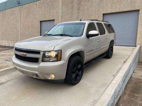 Chevy Suburban 3 ROWS - - by dealer - vehicle for sale in Mount Pleasant, TX