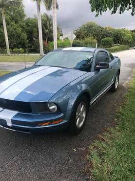 Very good looking Mustang! for sale in Miami, FL