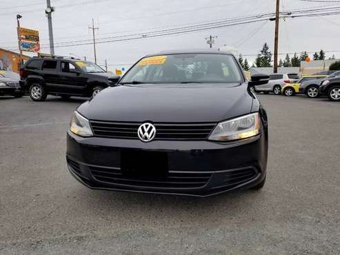 2011 Volkswagen Jetta 2.5L Leather, Low Mileage, Clean Carfax No accid for sale in Lynnwood, WA