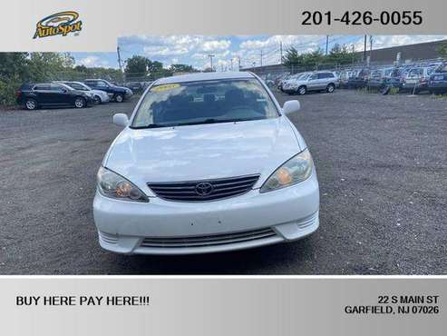 2005 Toyota Camry LE Sedan 4D EZ-FINANCING! - cars & trucks - by... for sale in Garfield, NY