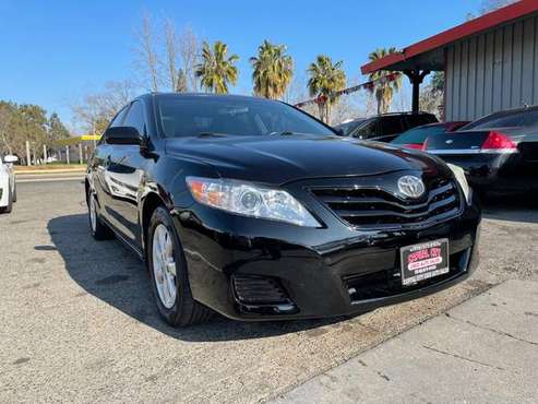 2010 TOYOTA CAMRY - 32MPG - COROLLA AVALON - - by for sale in Sacramento , CA