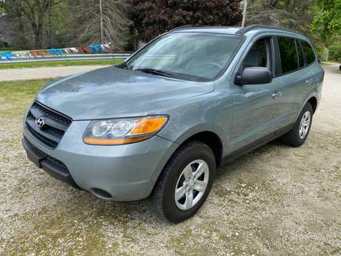 2009 Hyundai Santa Fe - - by dealer - vehicle for sale in Akron, OH