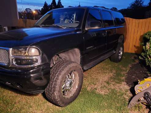 '02 GMC DENALI XL AWD LIFTED 35'S - cars & trucks - by owner -... for sale in Fayetteville, NC