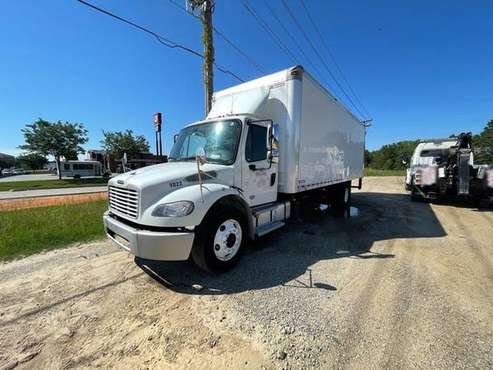 2018 Freightliner M2 106 26 Box Truck RTR 2073236-01 - cars & for sale in Columbia, SC