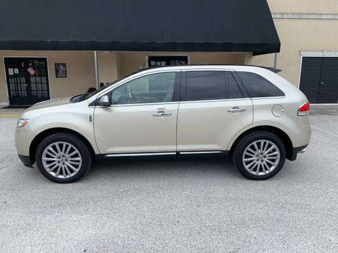 2011 Lincoln MKX AWD - cars & trucks - by owner - vehicle automotive... for sale in Exton, PA