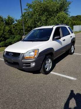 Kia Sportage 4x4 ONLY 58k LOW Miles for sale in Blue Point, NY