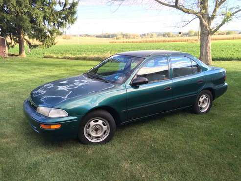 1996 Geo Prizm 5-speed 1.6L Chevrolet Economy Car for sale in Kugaaruk, PA