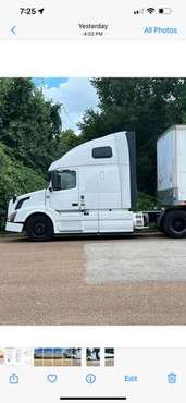 18 wheeler and trailer for sale in Memphis, TN