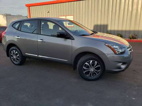 2014 Nissan Rogue Select - Financing Available! - cars & trucks - by... for sale in Sarasota, FL