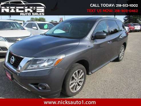 2013 Nissan Pathfinder SV 4WD - - by dealer - vehicle for sale in Moorhead, ND