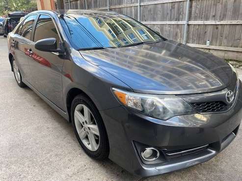 2012 Toyota Camry 4dr Sdn I4 Auto SE Leather Seats for sale in Houston, TX