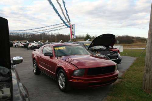 2007 RED FOD MUSTANG - cars & trucks - by dealer - vehicle... for sale in Clio, MI