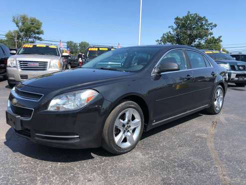 Best Buy! 2009 Chevy Malibu! Reliable! for sale in Ortonville, OH