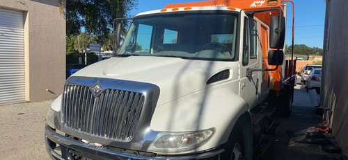 Crew cab international dump truck - cars & trucks - by dealer -... for sale in Venice, FL