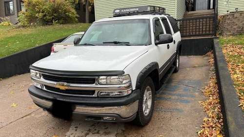 2002 Chevy surburban for sale in Crookston, ND