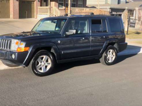 2008 Jeep Commander Flex Fuel *4x4* - cars & trucks - by owner -... for sale in Aurora, CO