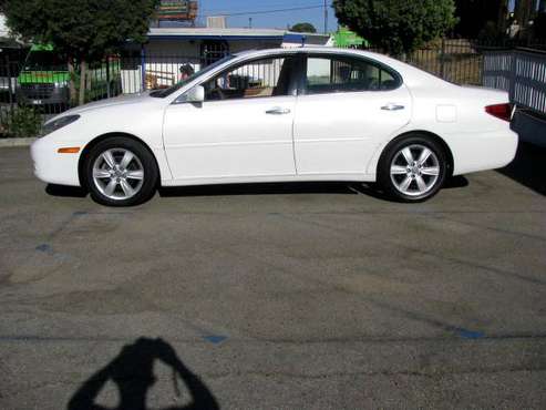 2005 Lexus ES 330 4dr Sdn EVERYONE IS APPROVED! - - by for sale in Redlands, CA