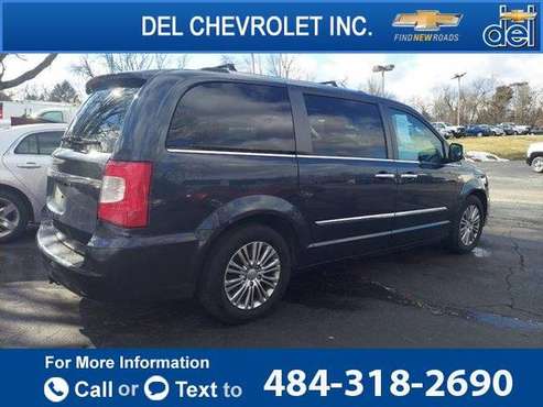 2014 Chrysler Town and Country Touring-L 30th Anniversary van for sale in Paoli, PA