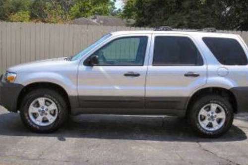 2006 FORD ESCAPE XLT - Affordable & Dependable for sale in URBANA, IL
