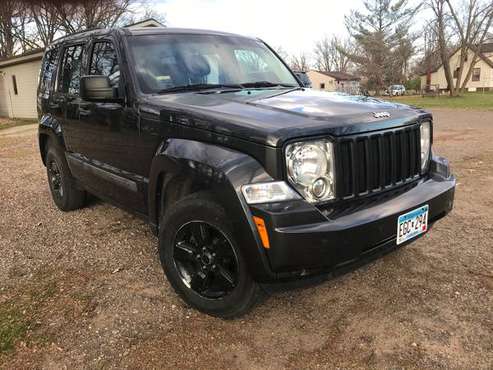 2011 Jeep Liberty 4x4 - cars & trucks - by owner - vehicle... for sale in Royalton, MN