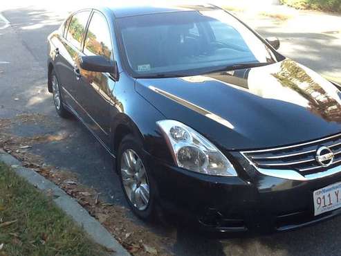 2012 Nissan Altima 107k miles for sale in East Taunton, MA