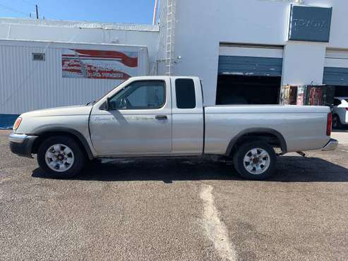 1998 Nissan Frontier ext cab automatic for sale in El Paso, TX