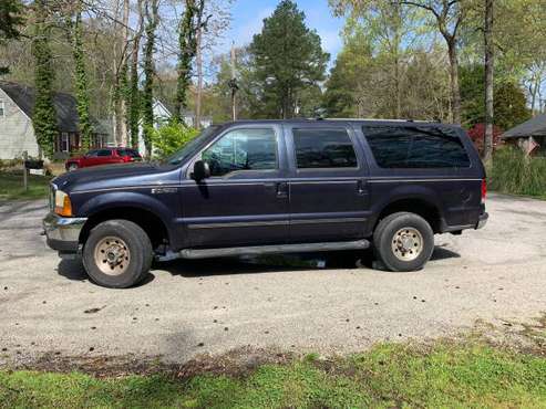 2000 Ford Excursion 4WD V-10 Gas for sale in Yorktown, VA
