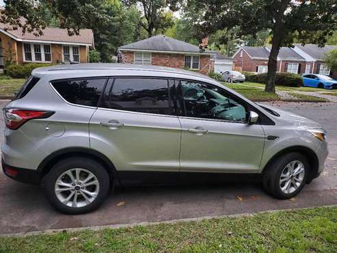 2017 Ford Escape - cars & trucks - by owner - vehicle automotive sale for sale in Savannah, GA